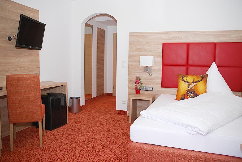 Hotel Isartaler Hof ヴォルフラーツハウゼン 部屋 写真
