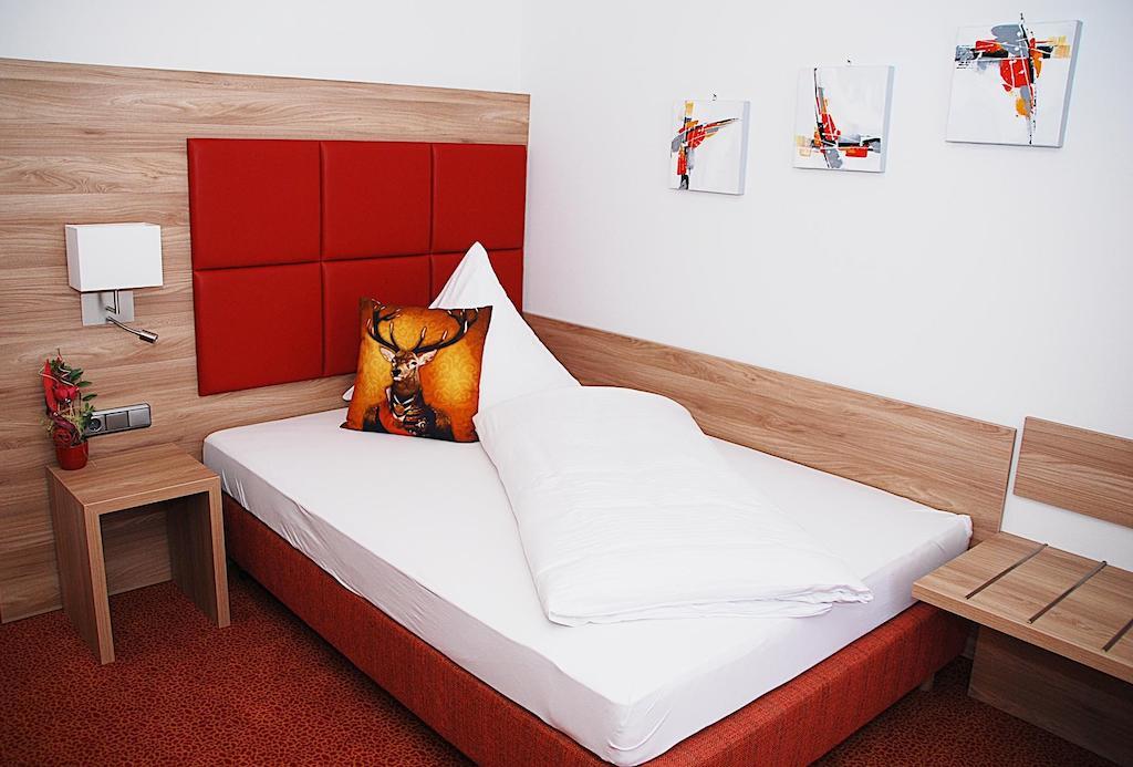 Hotel Isartaler Hof ヴォルフラーツハウゼン 部屋 写真